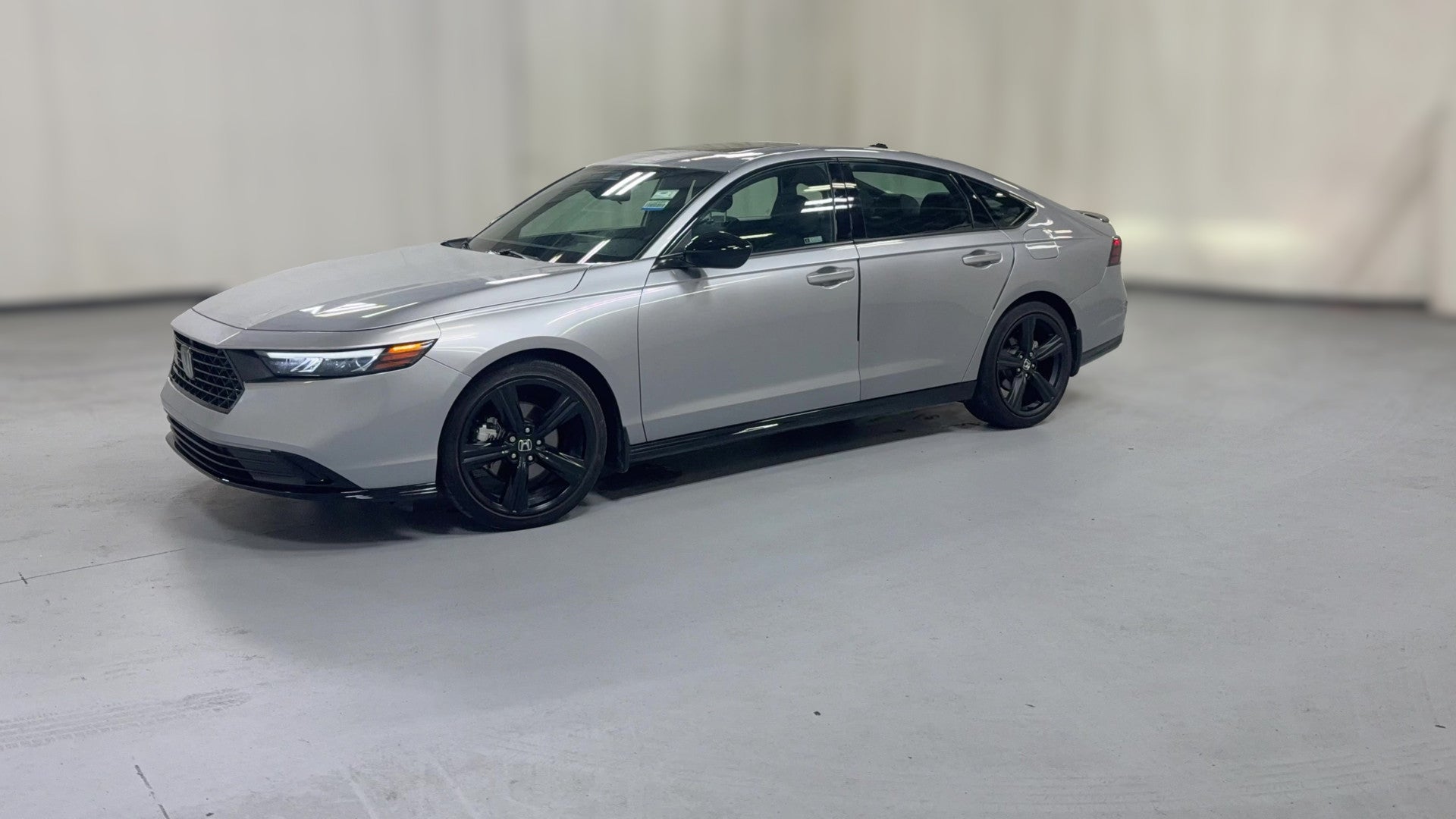 2023 Honda Accord Hybrid vehicle photo