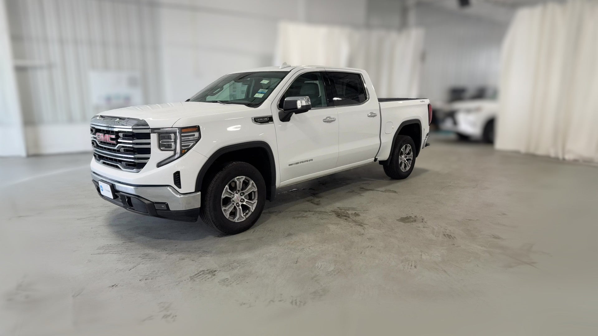 2025 GMC Sierra 1500 Crew Cab vehicle photo