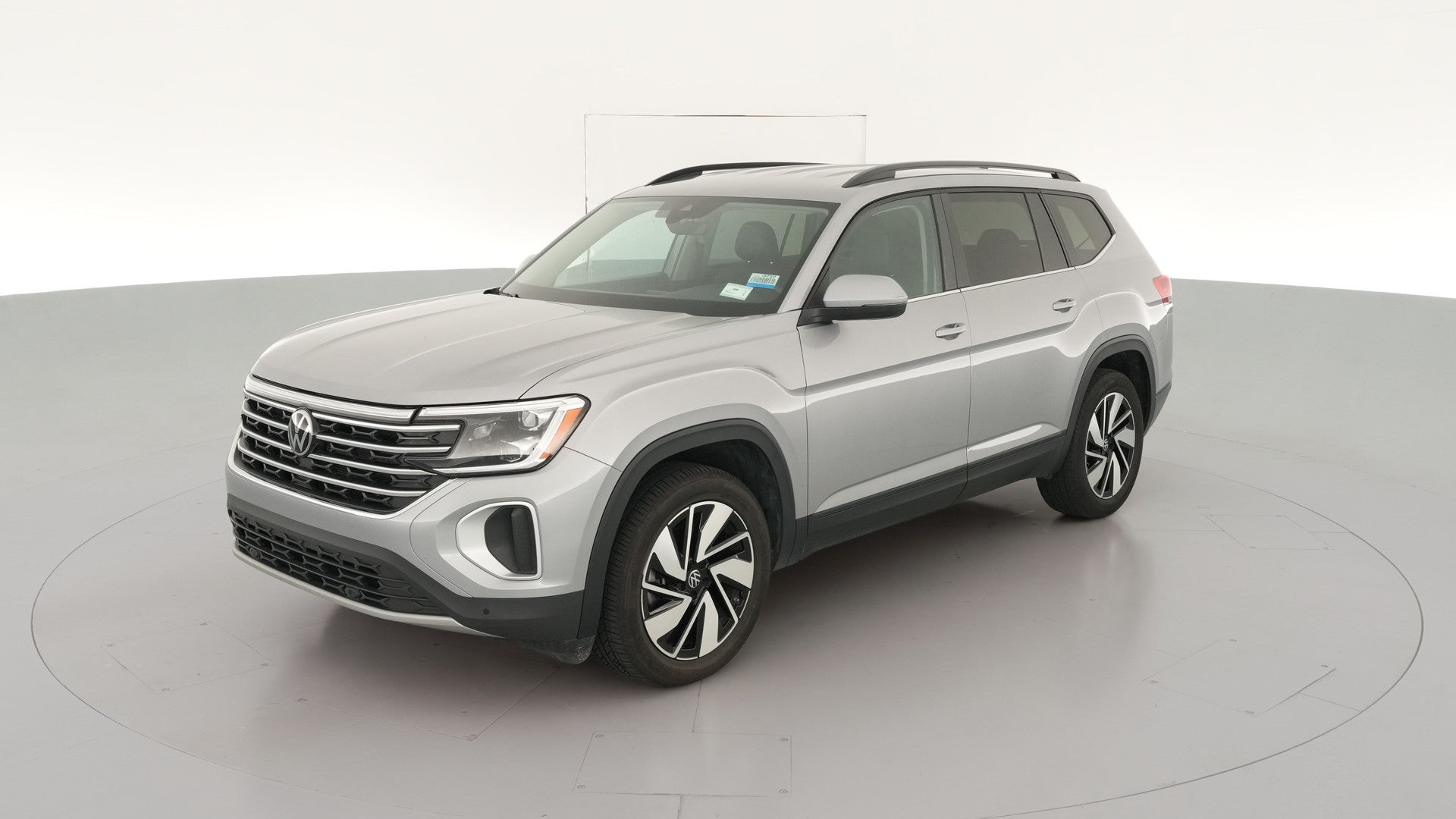2025 Volkswagen Atlas vehicle photo