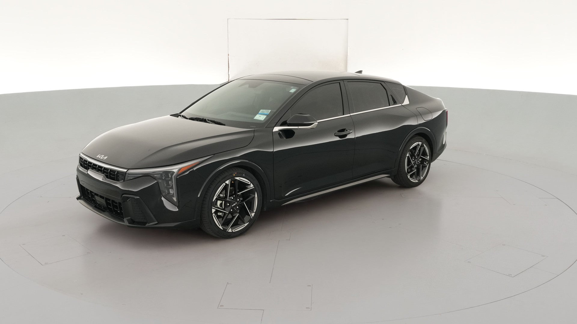 2025 Kia K4 vehicle photo