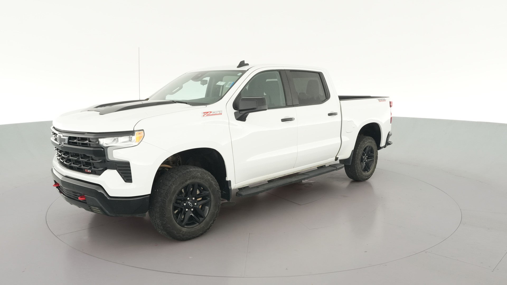 2024 Chevrolet Silverado 1500 Crew Cab vehicle photo