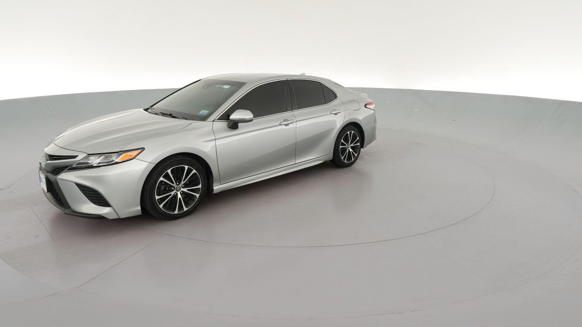 2019 Toyota Camry vehicle photo
