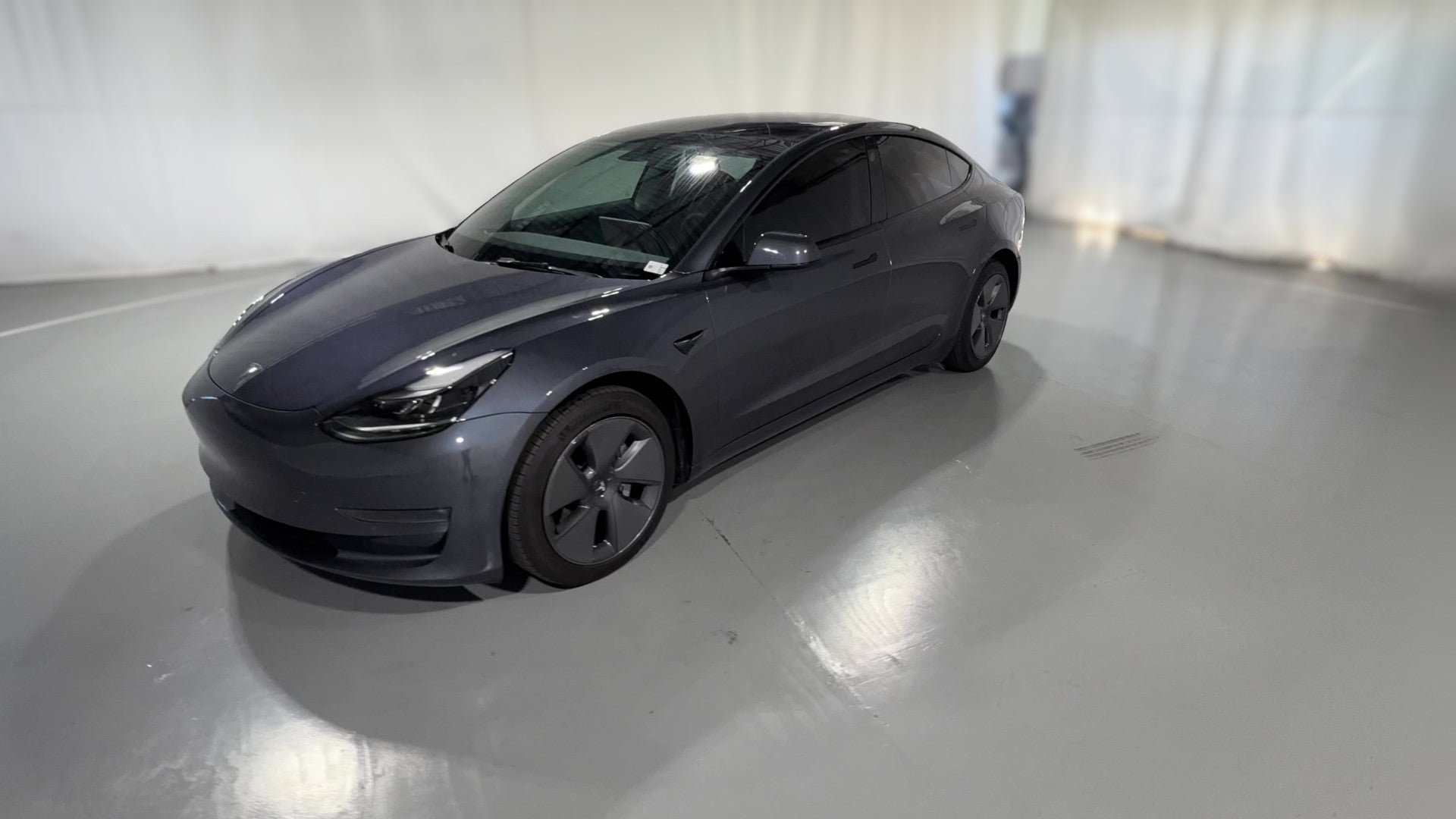 2022 Tesla Model 3 vehicle photo