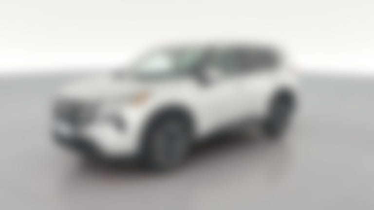 2024 Nissan Rogue vehicle photo