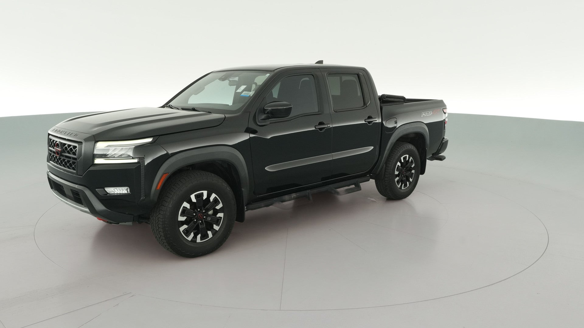 2022 Nissan Frontier Crew Cab vehicle photo