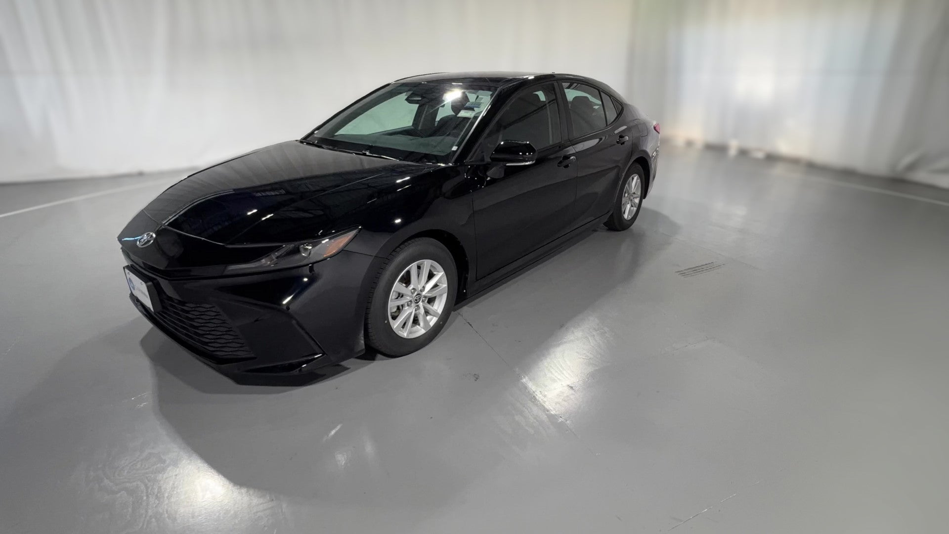 2025 Toyota Camry vehicle photo