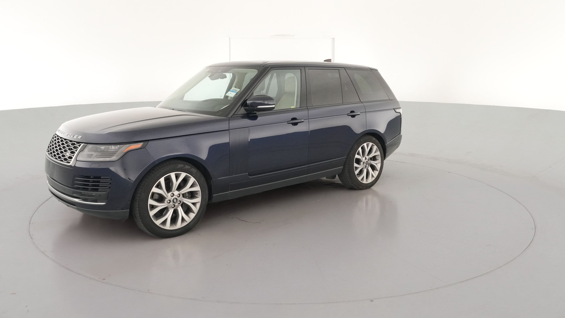 2019 Land Rover Range Rover vehicle photo