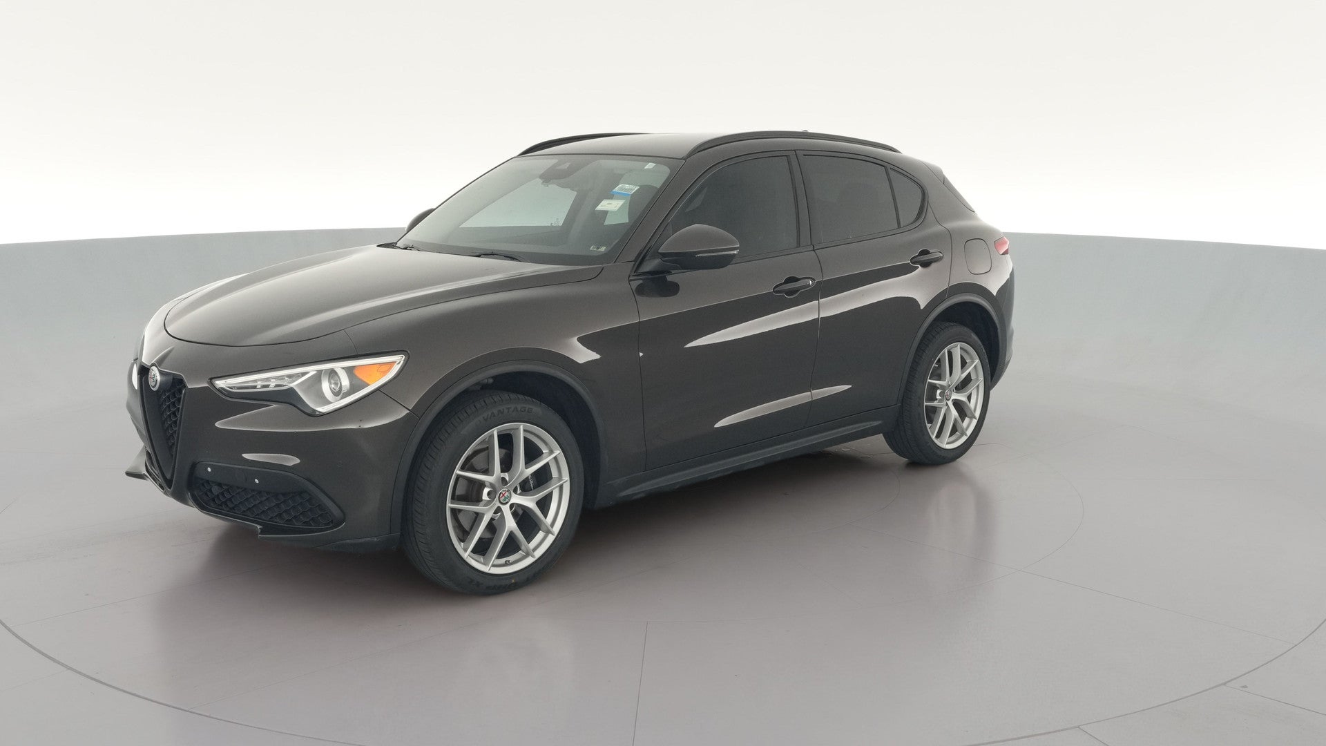 2018 Alfa Romeo Stelvio vehicle photo