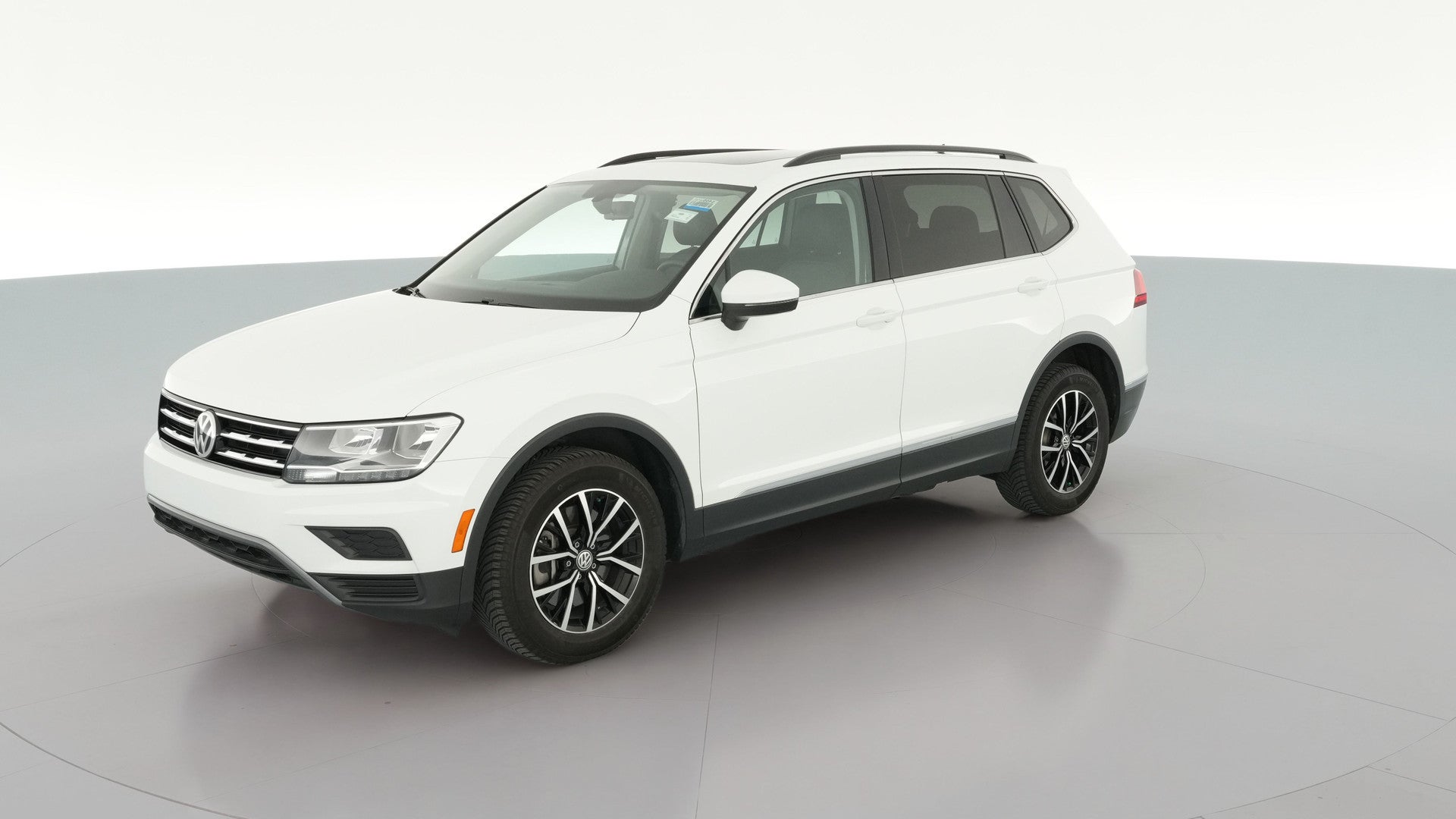 2021 Volkswagen Tiguan vehicle photo