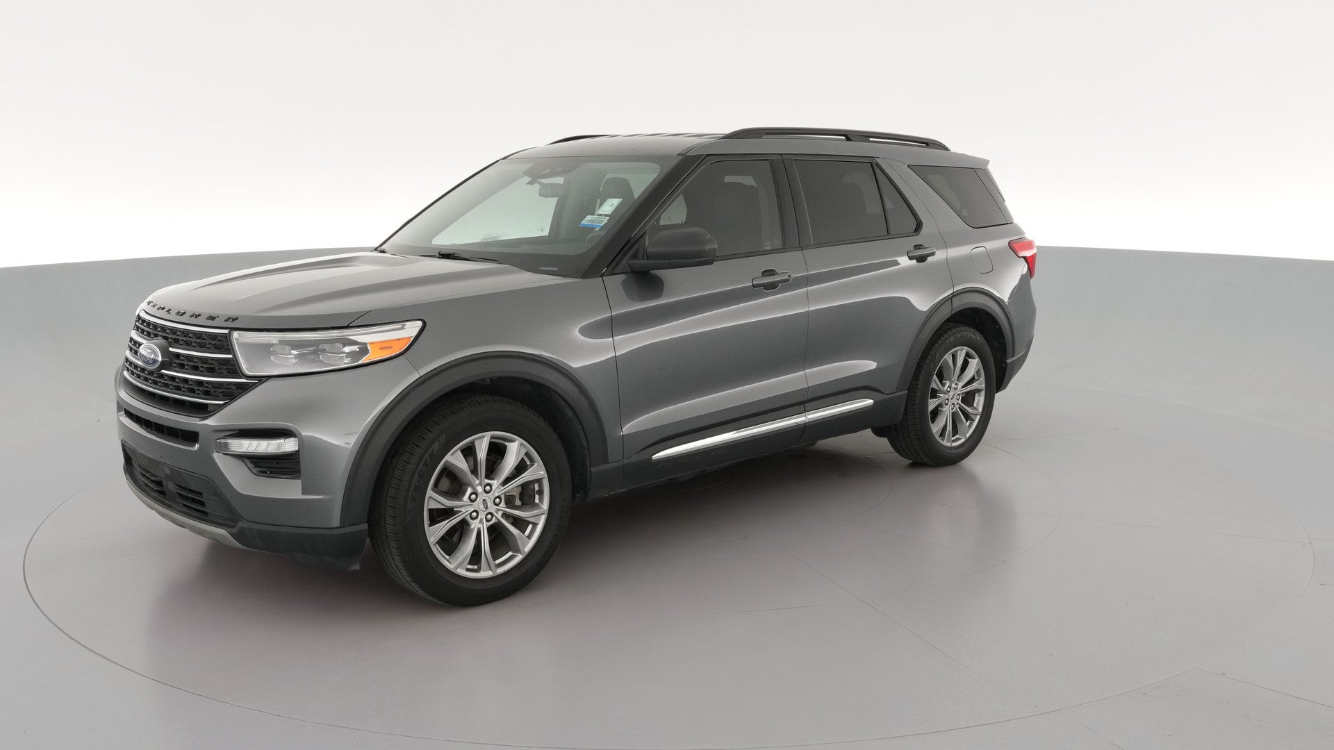 2022 Ford Explorer vehicle photo