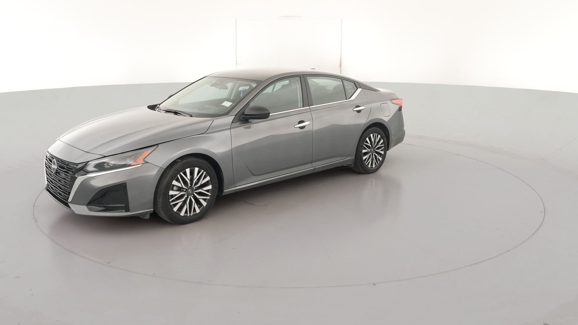 2025 Nissan Altima vehicle photo
