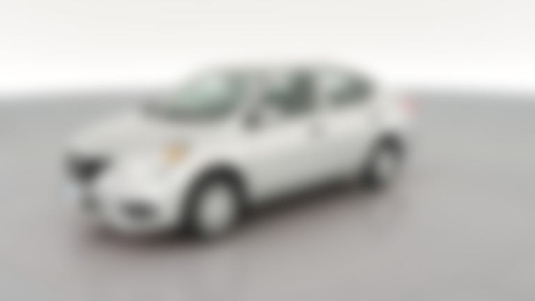 2016 Nissan Versa vehicle photo