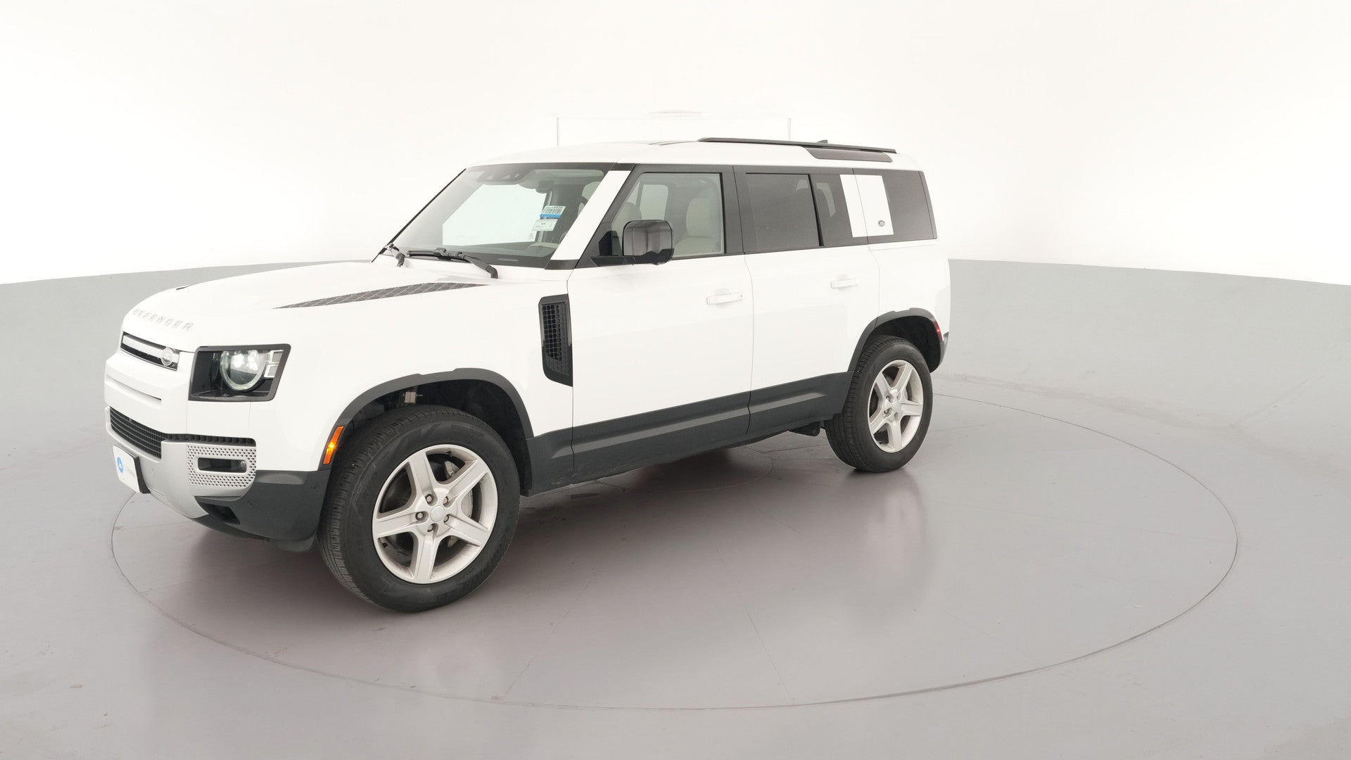 2023 Land Rover Defender 110 vehicle photo