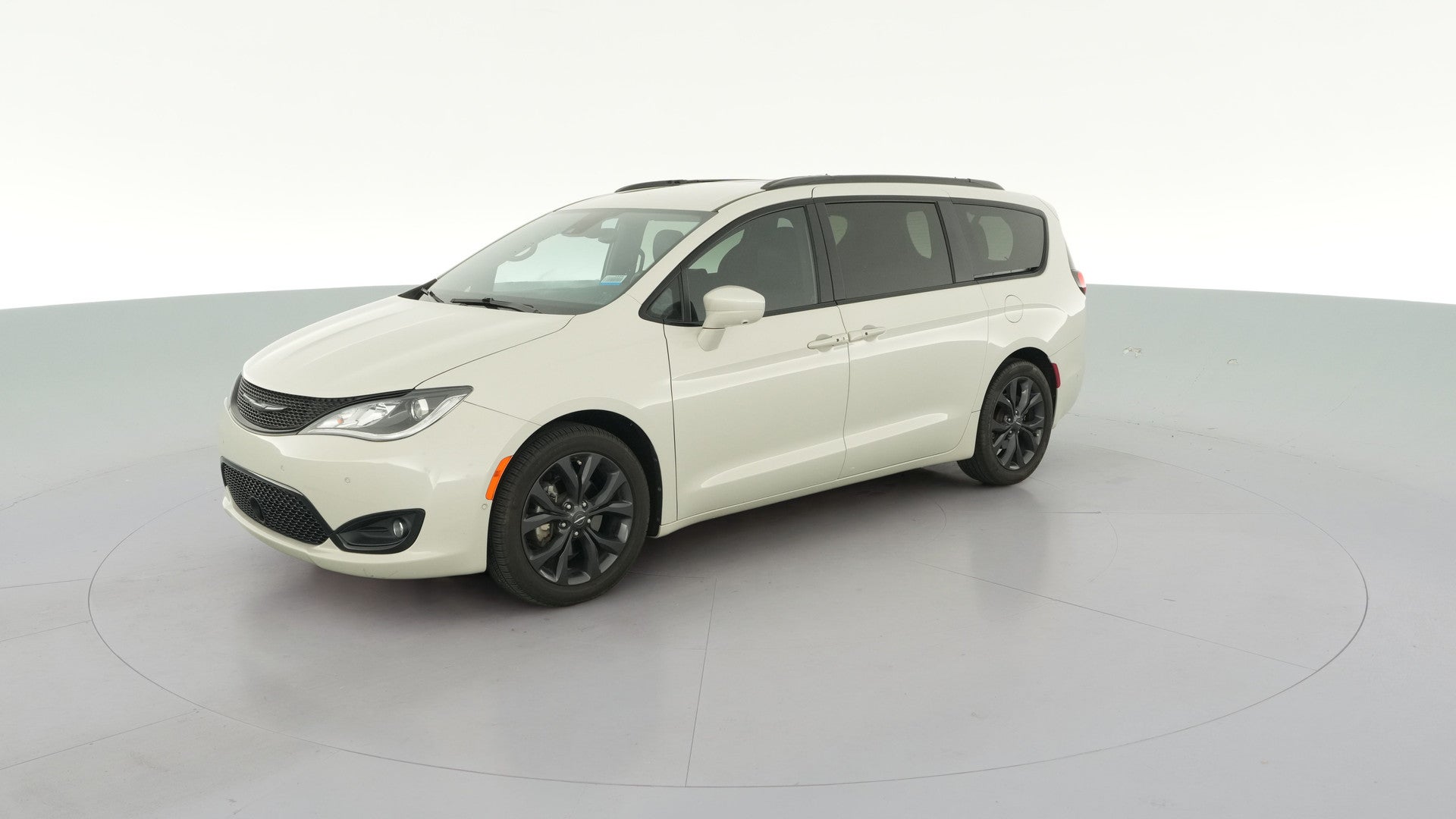 2020 Chrysler Pacifica vehicle photo