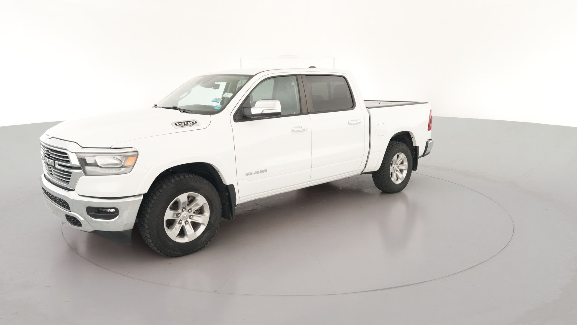 2022 Ram 1500 Crew Cab vehicle photo