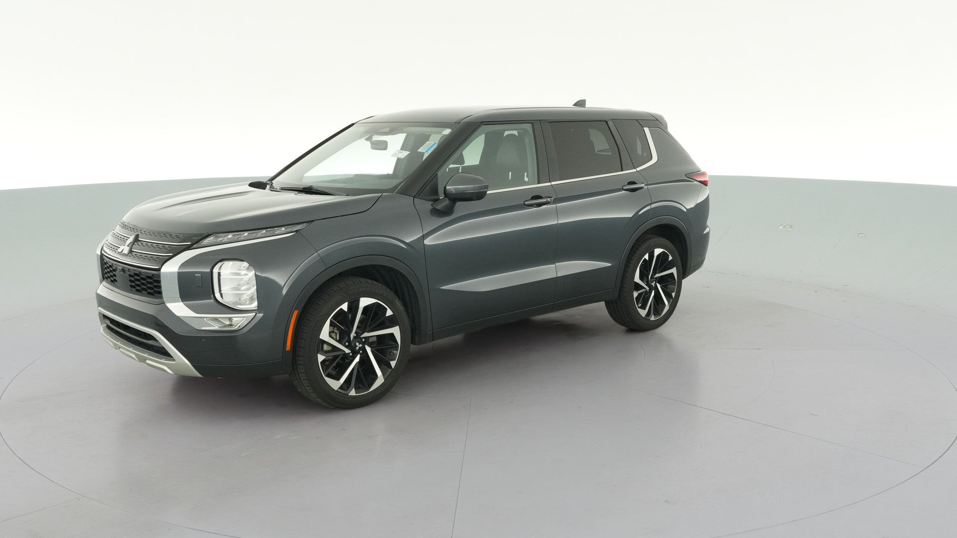 2024 Mitsubishi Outlander vehicle photo