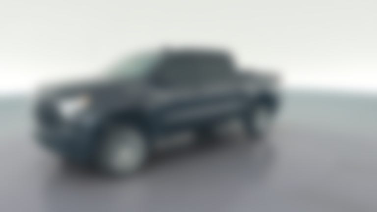 2024 Chevrolet Silverado 1500 Crew Cab vehicle photo