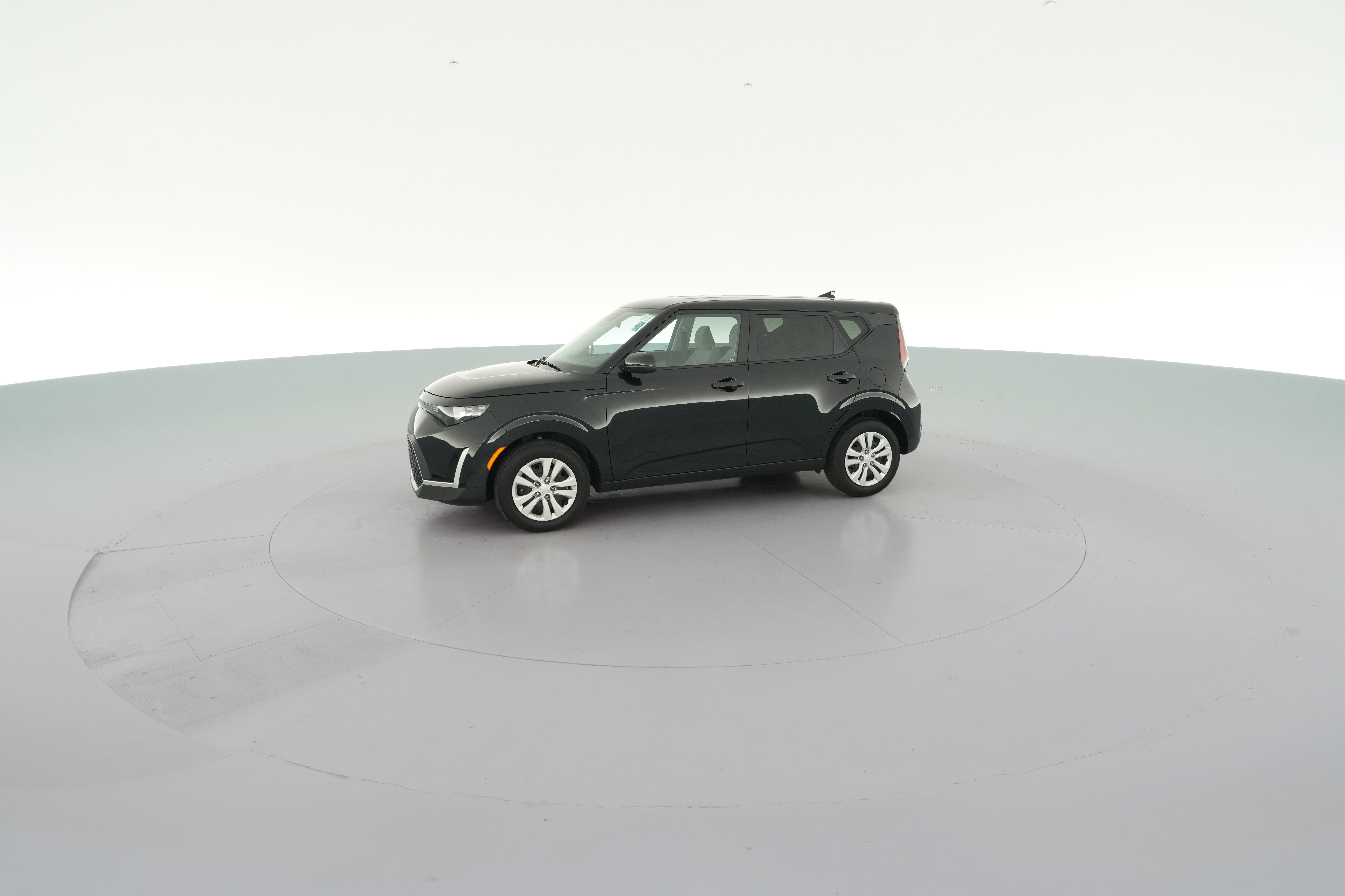 2025 Kia Soul LX - Photo 22