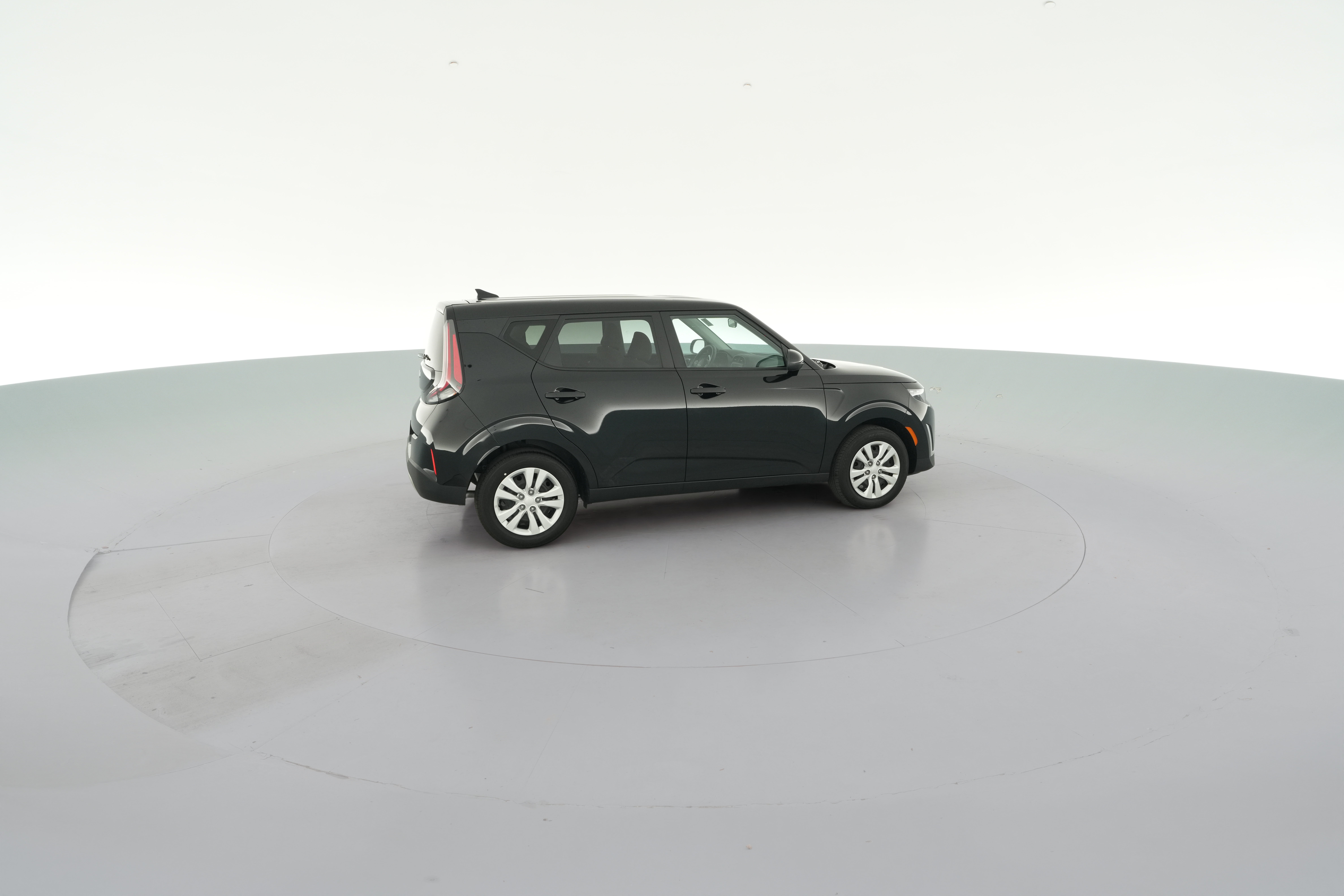 2025 Kia Soul LX - Photo 30