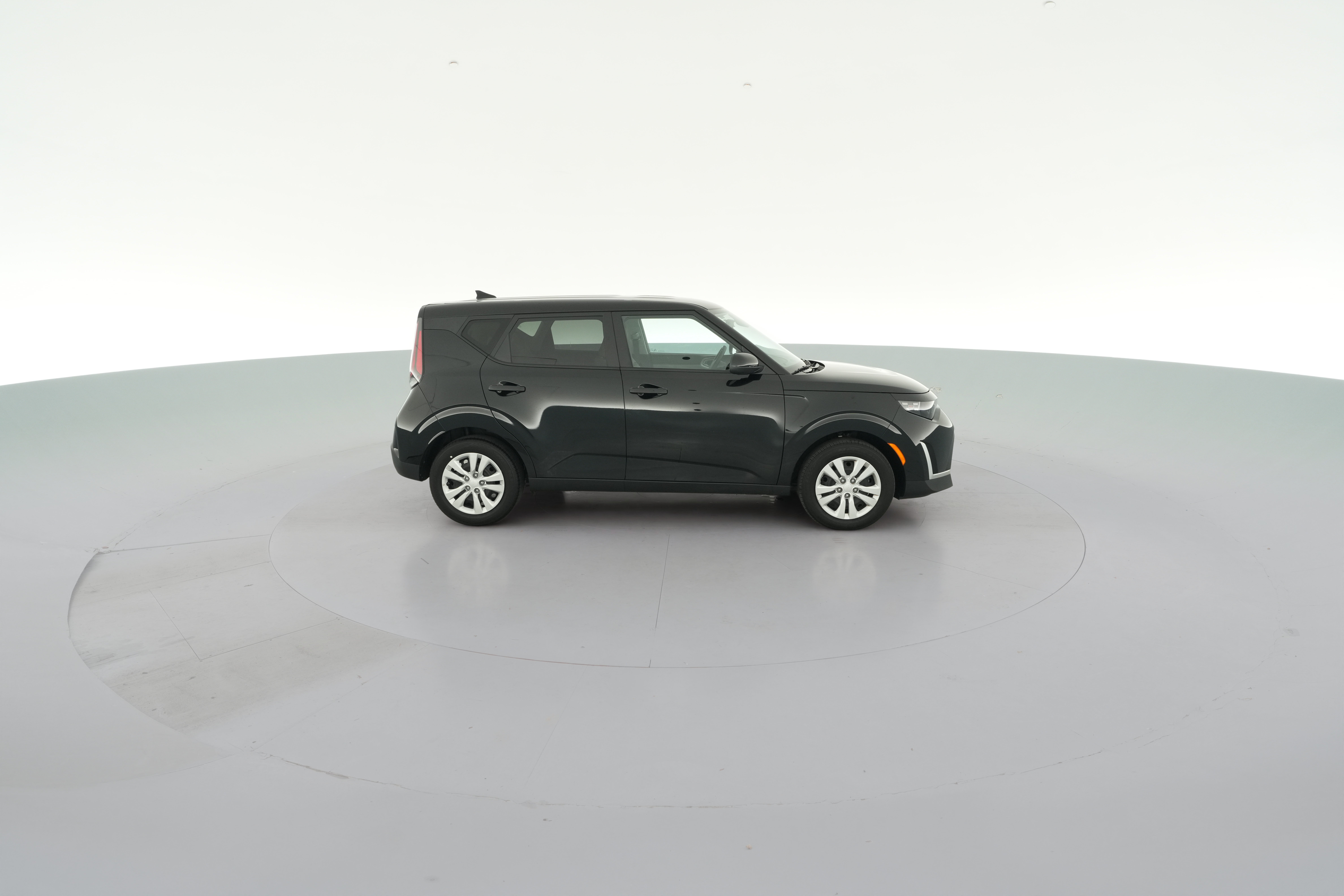 2025 Kia Soul LX - Photo 31