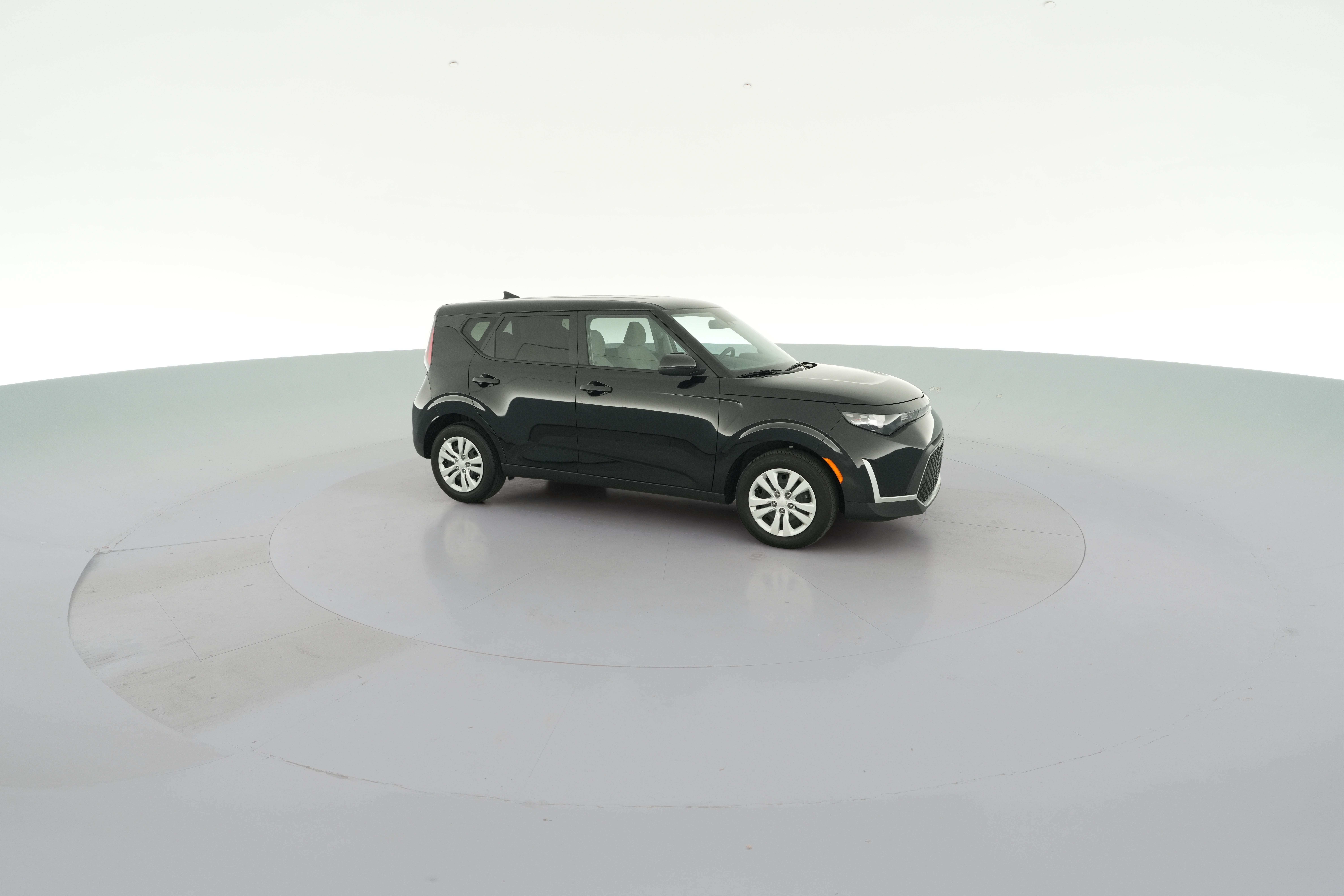 2025 Kia Soul LX - Photo 32