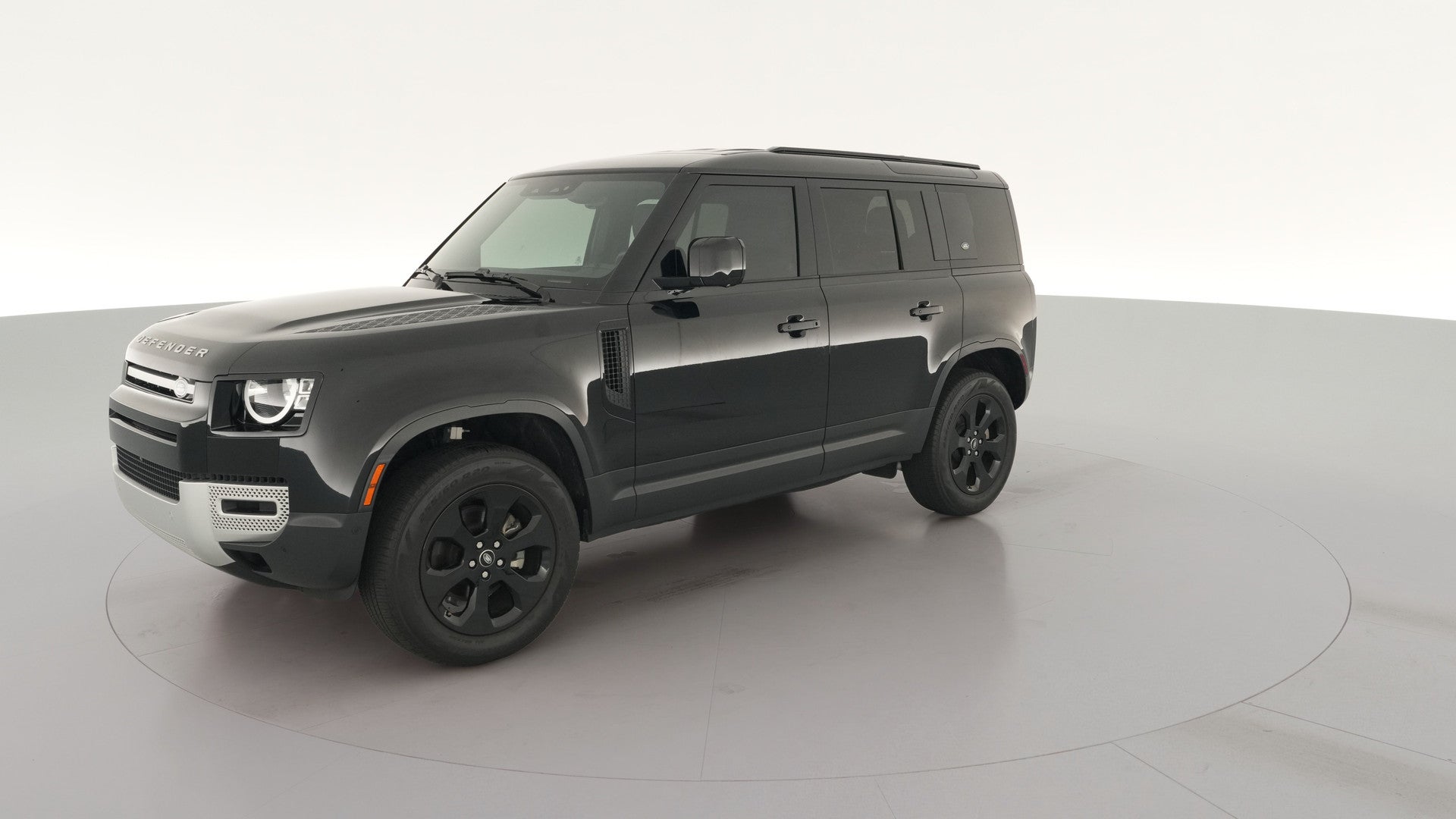 2023 Land Rover Defender 110 vehicle photo