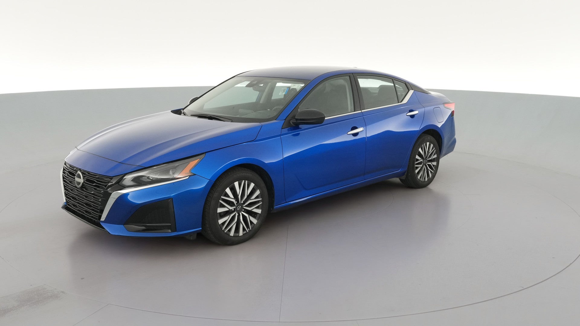2025 Nissan Altima vehicle photo