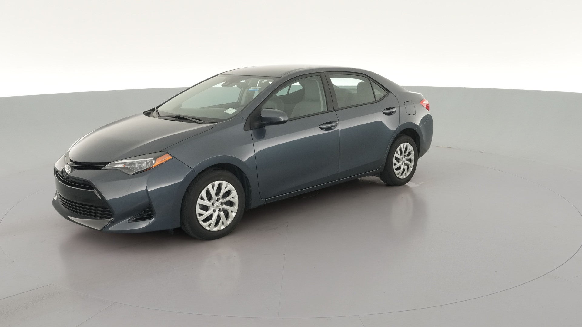 2018 Toyota Corolla vehicle photo