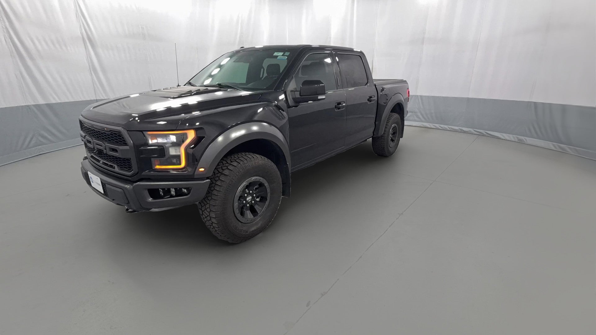 2017 Ford F150 SuperCrew Cab vehicle photo
