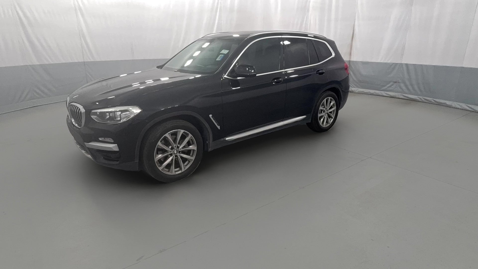 2019 BMW X3 vehicle photo