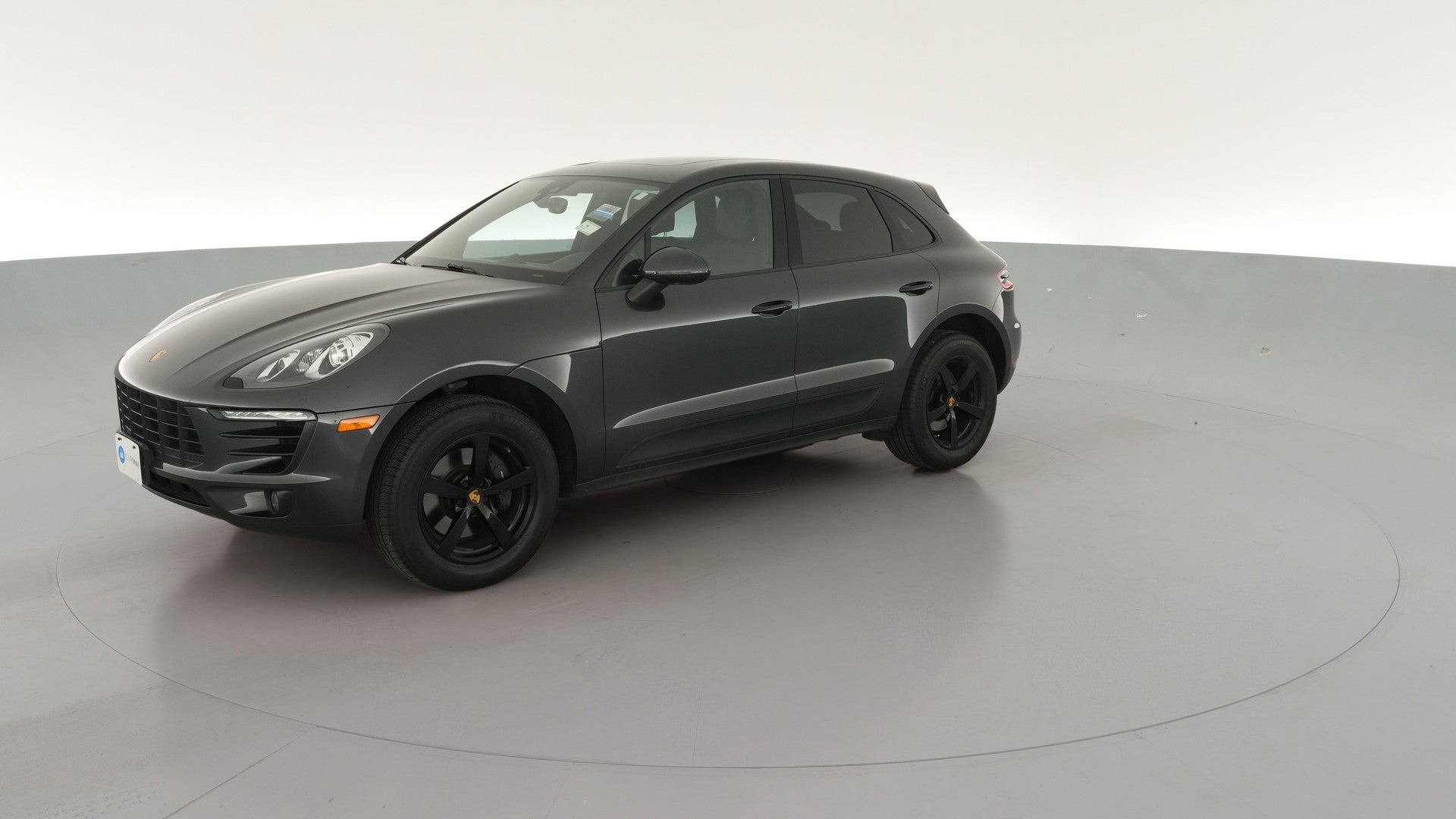 2017 Porsche Macan vehicle photo