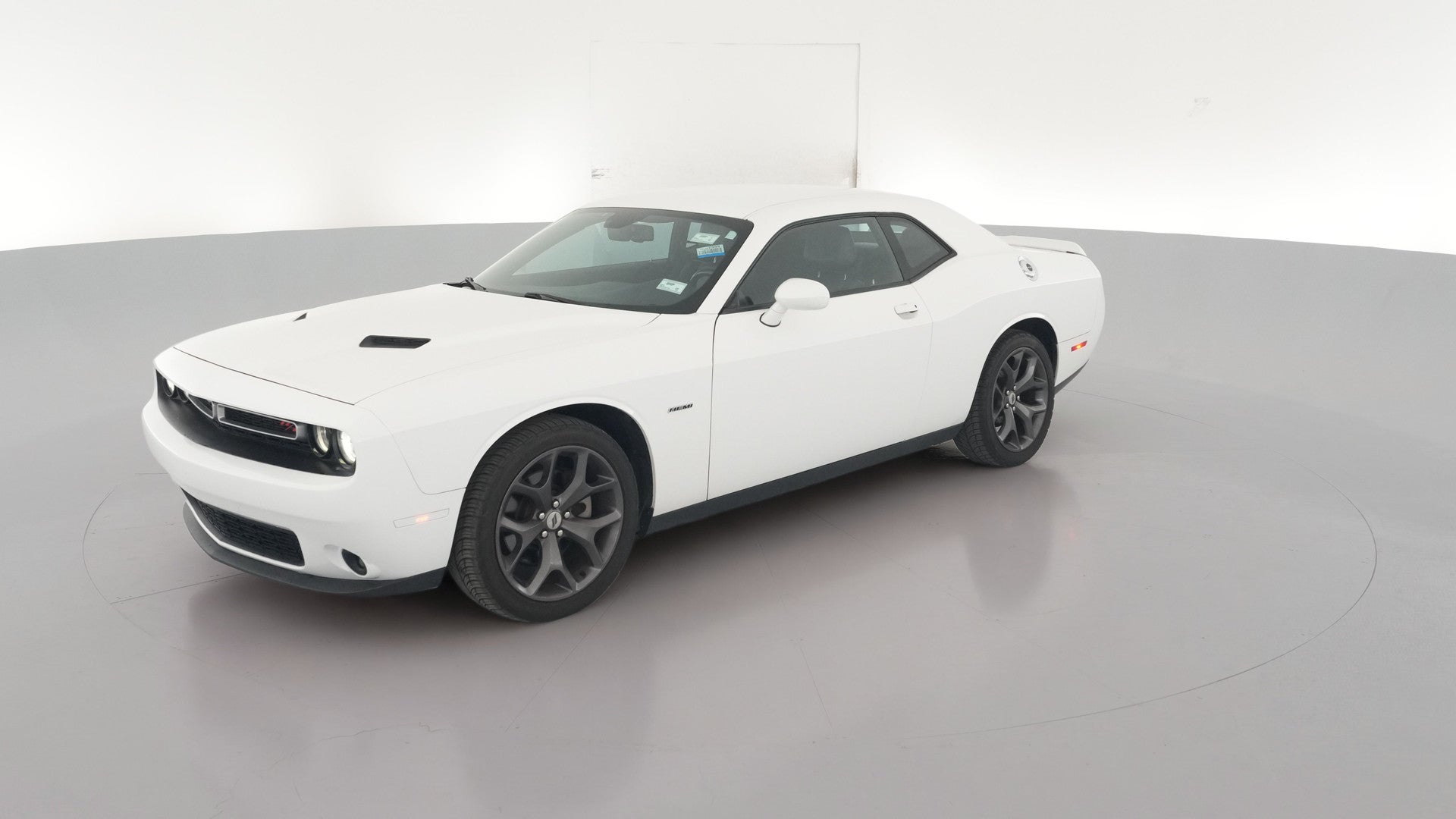 2018 Dodge Challenger vehicle photo
