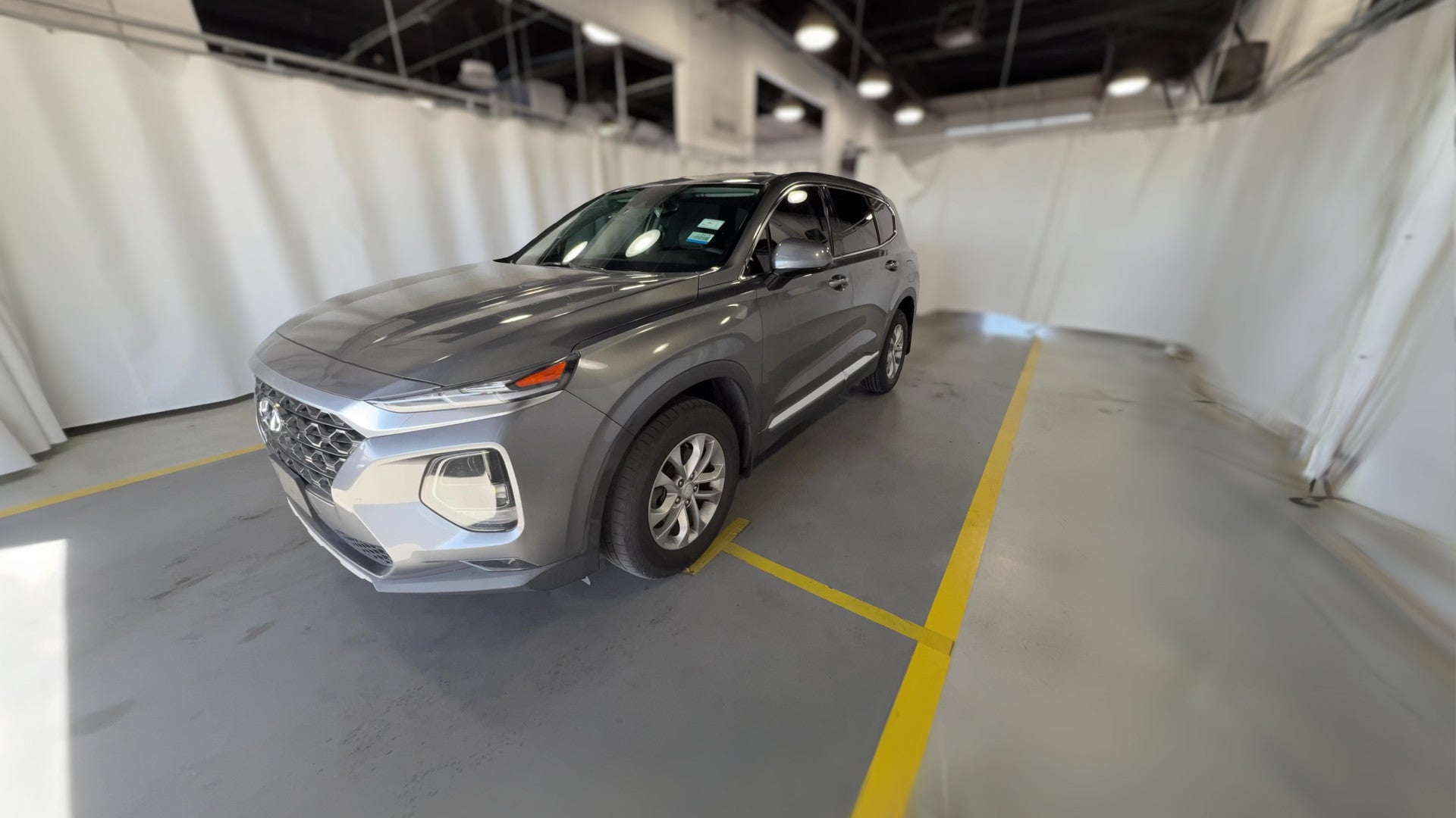 2019 Hyundai Santa Fe vehicle photo