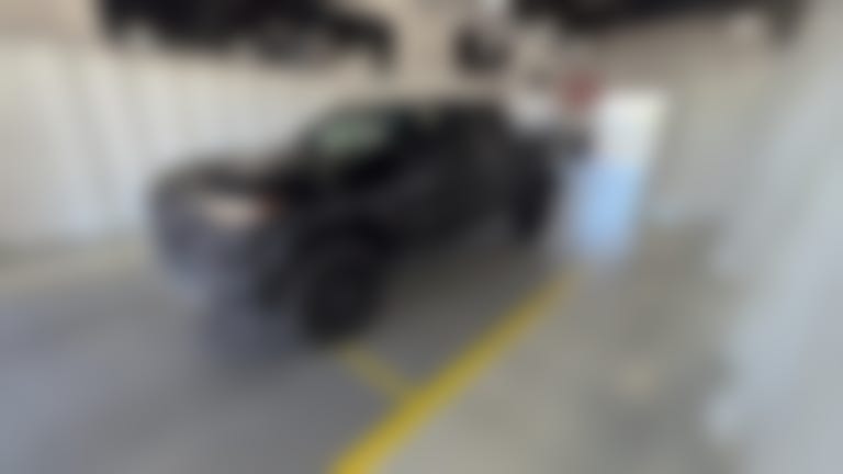 2023 Chevrolet Colorado Crew Cab vehicle photo