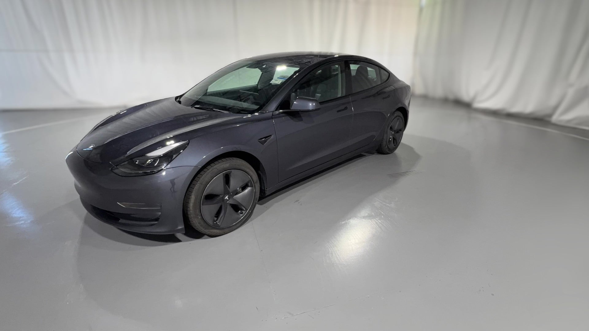 2023 Tesla Model 3 vehicle photo