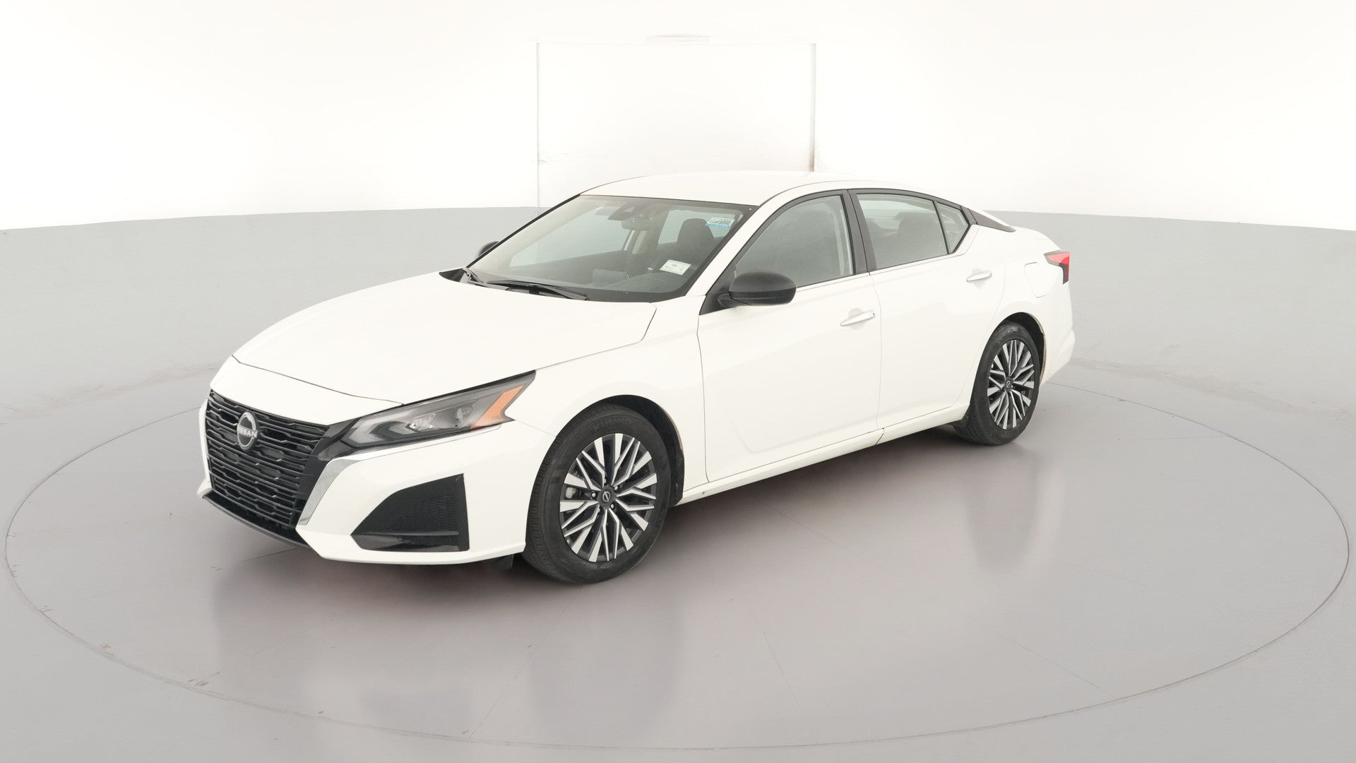 2025 Nissan Altima vehicle photo