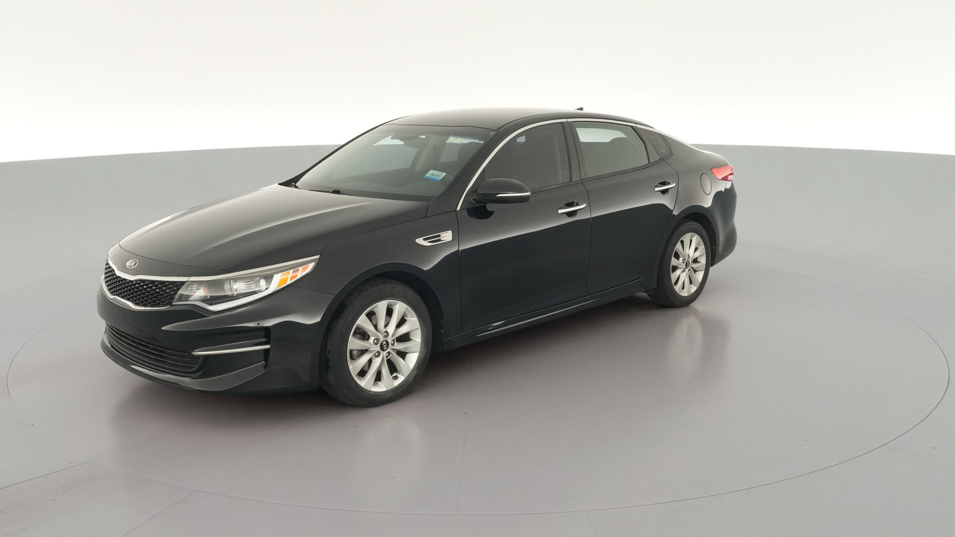 2016 Kia Optima vehicle photo