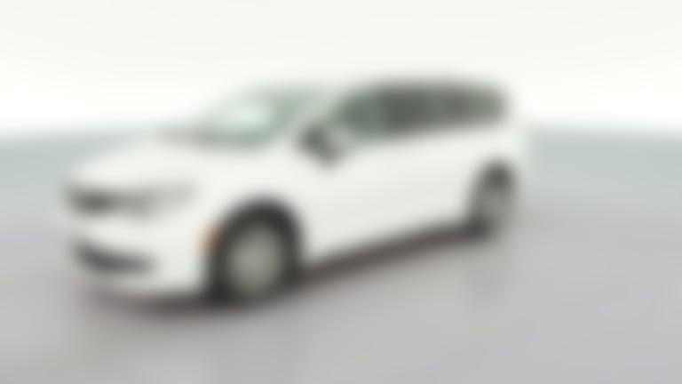 2023 Chrysler Voyager vehicle photo