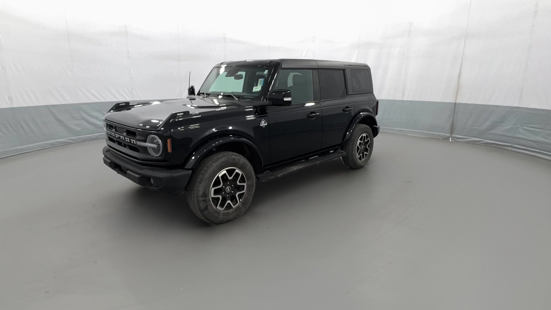 2021 Ford Bronco vehicle photo
