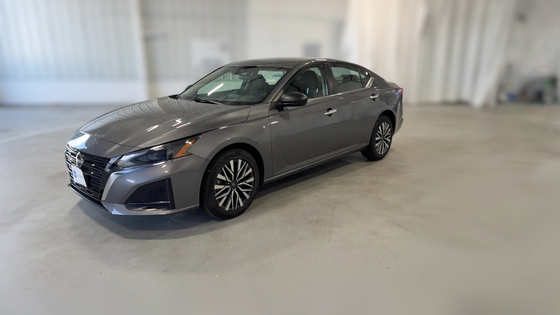 2024 Nissan Altima vehicle photo