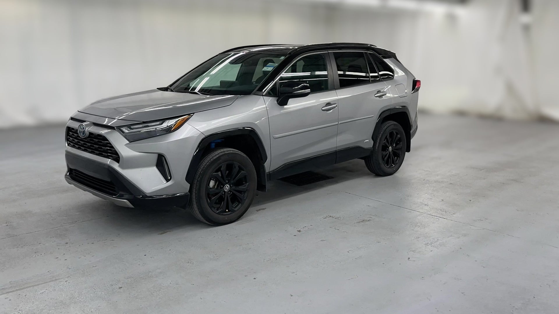 2023 Toyota RAV4 Hybrid vehicle photo