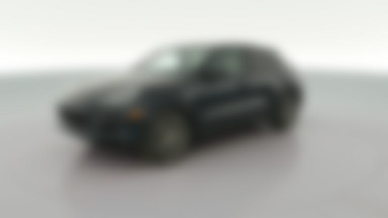 2023 Porsche Cayenne Coupe vehicle photo