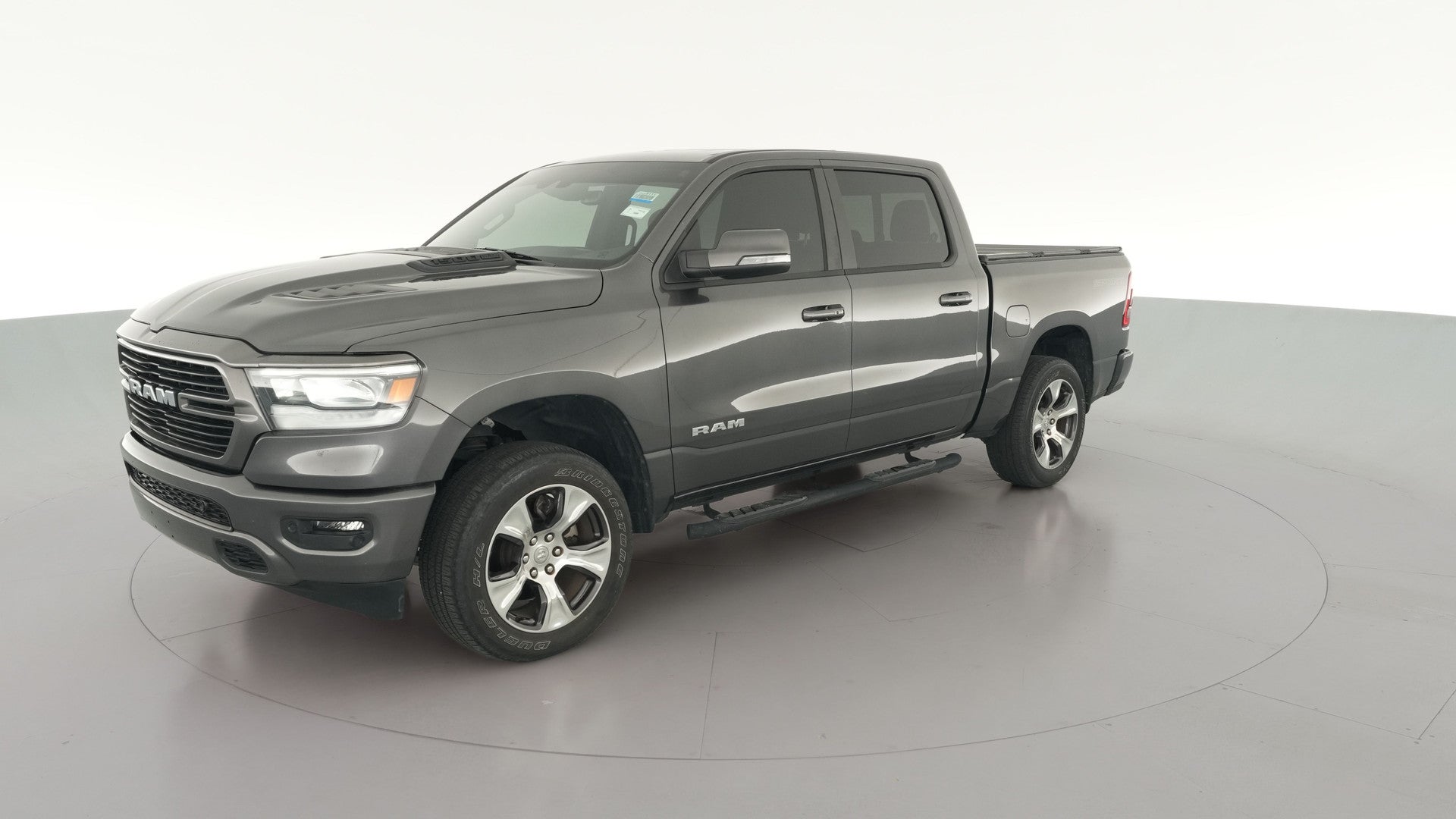 2023 Ram 1500 Crew Cab vehicle photo