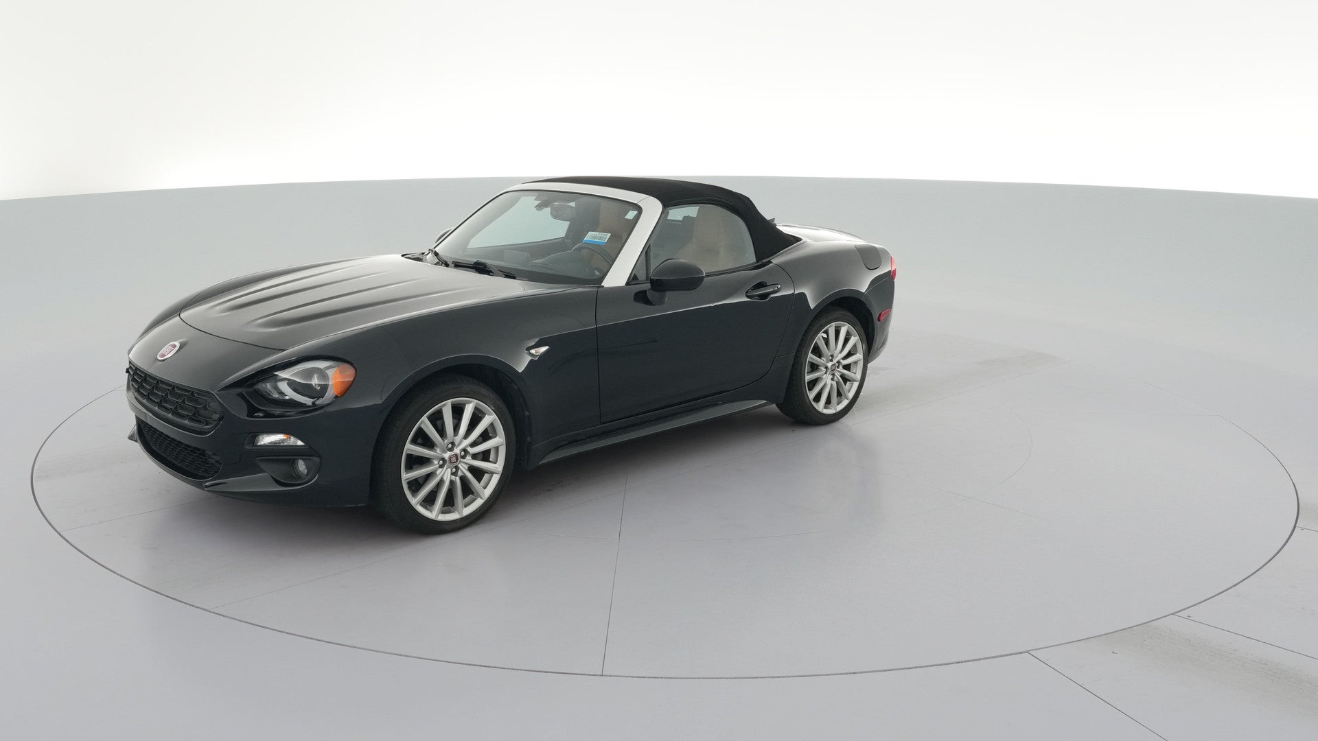 2019 FIAT 124 Spider vehicle photo