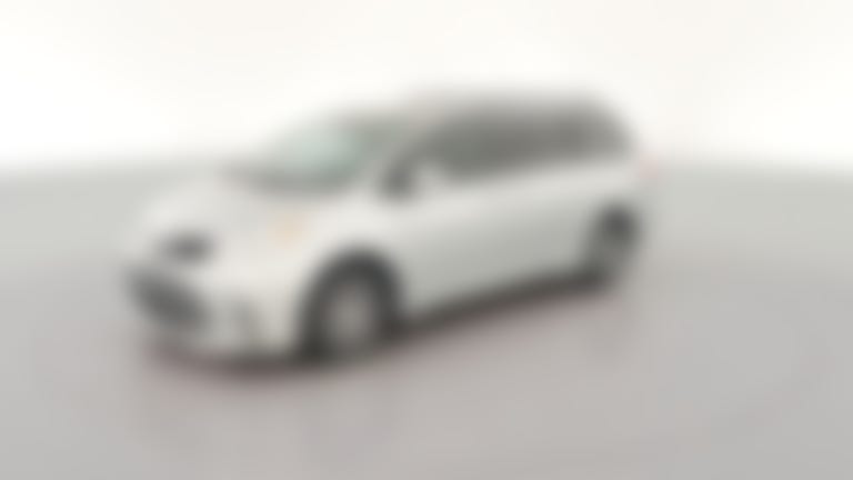2020 Toyota Sienna vehicle photo