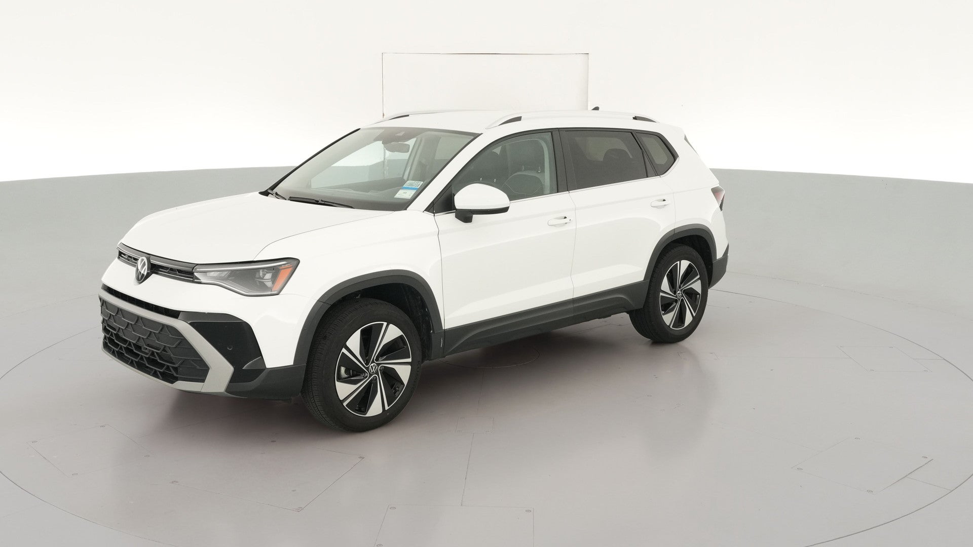 2025 Volkswagen Taos vehicle photo