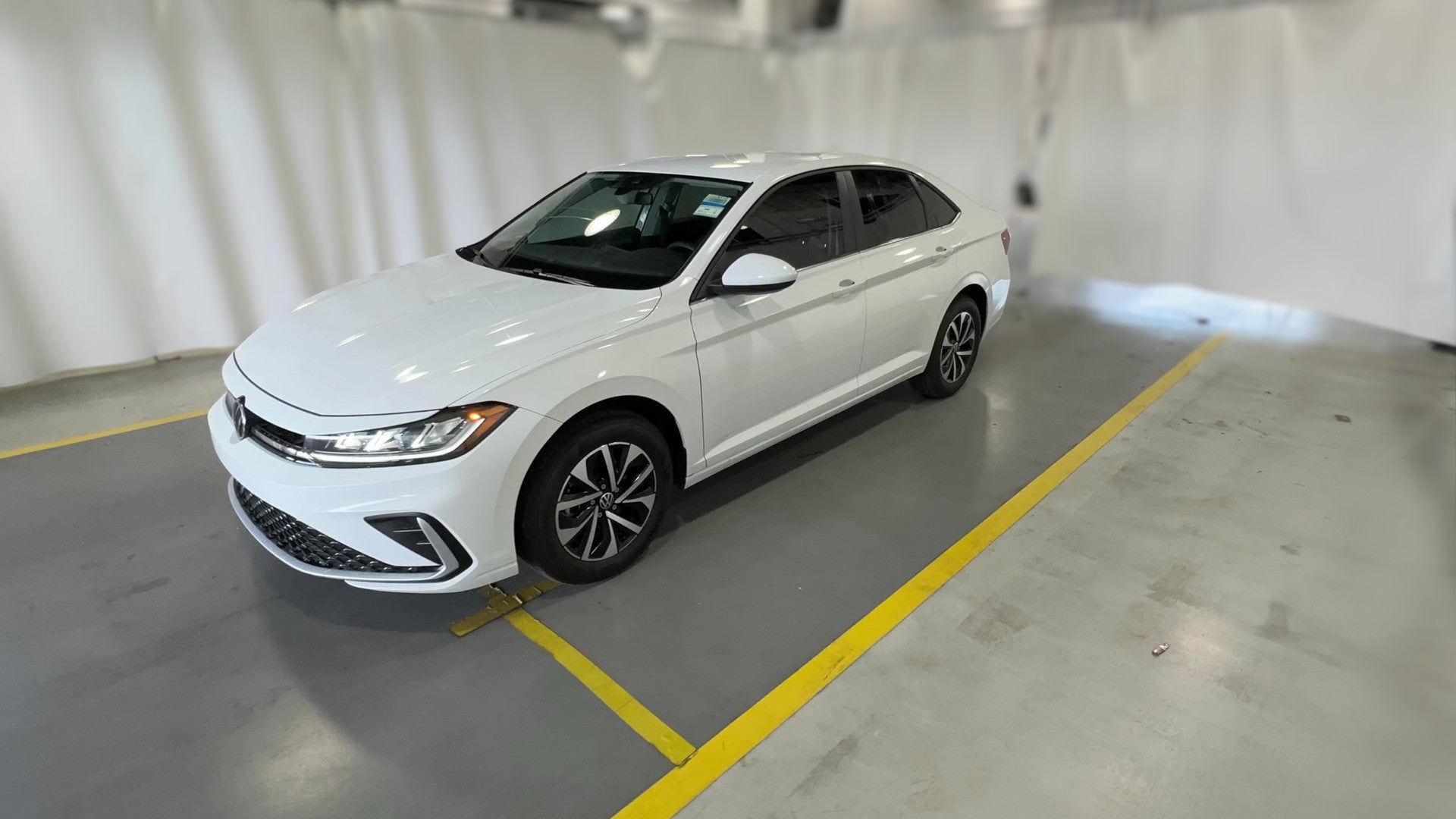 2025 Volkswagen Jetta vehicle photo