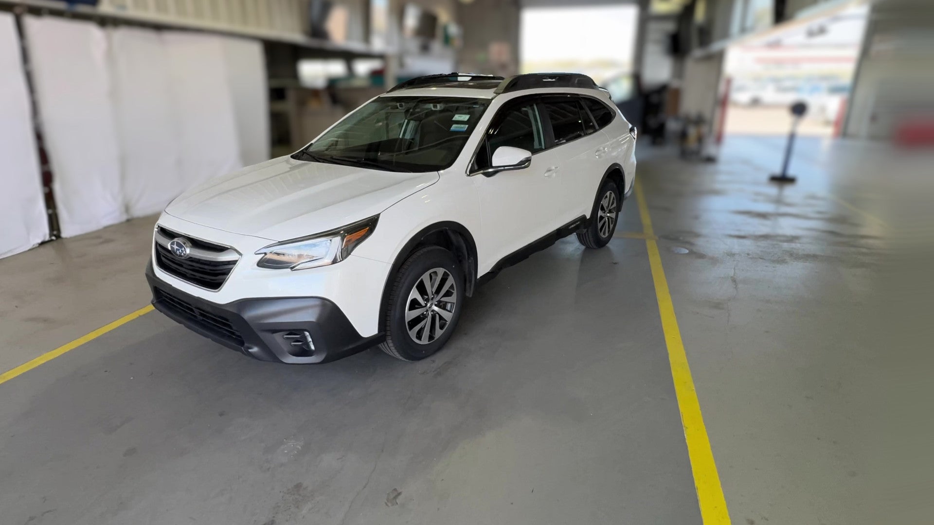 2021 Subaru Outback vehicle photo