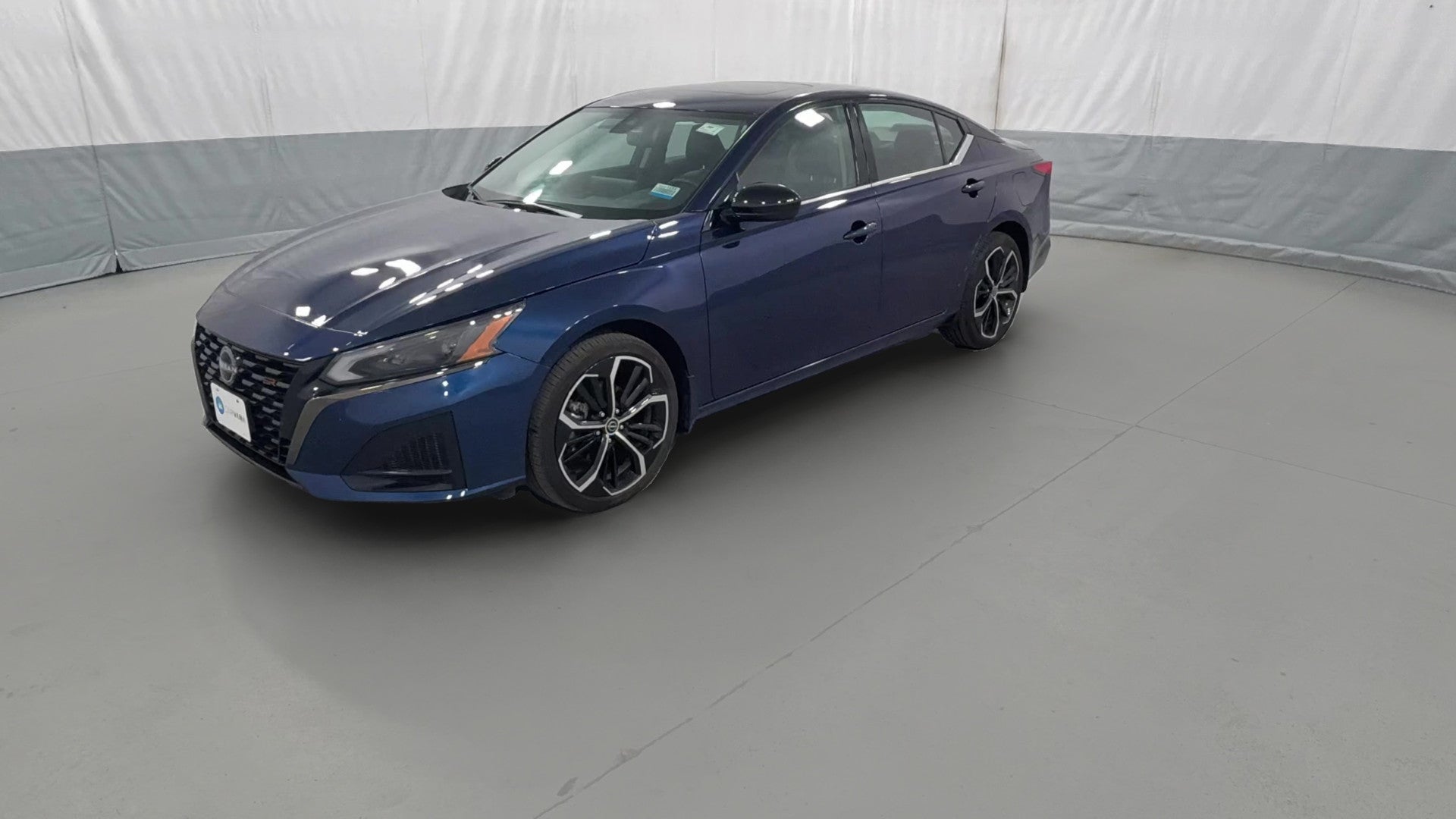 2023 Nissan Altima vehicle photo