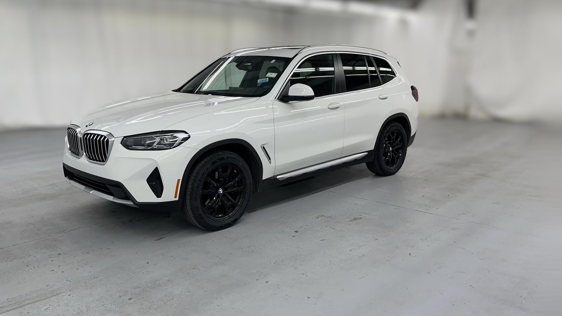 2022 BMW X3 vehicle photo